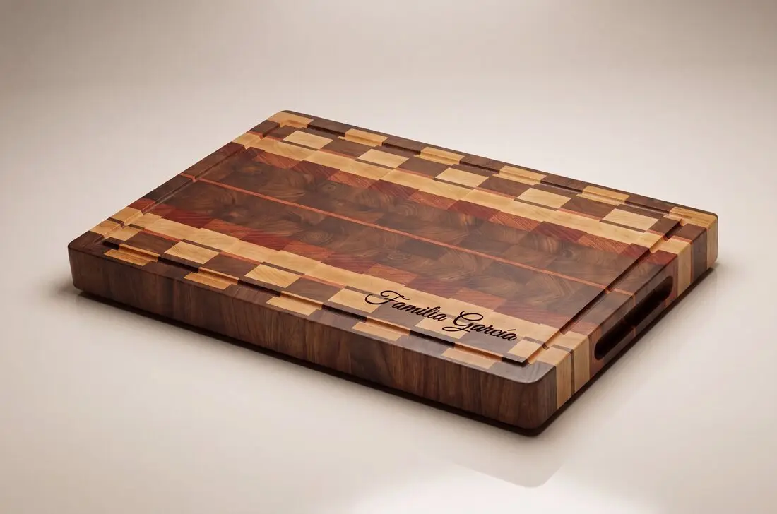 Tabla Lumberjack hecha a mano con grabado personalizado